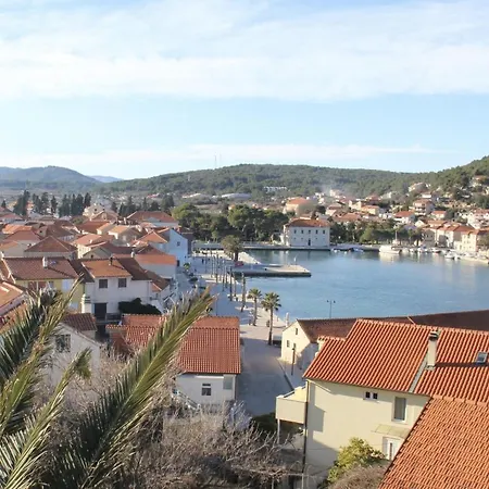 Mara * Jelsa (Hvar)
